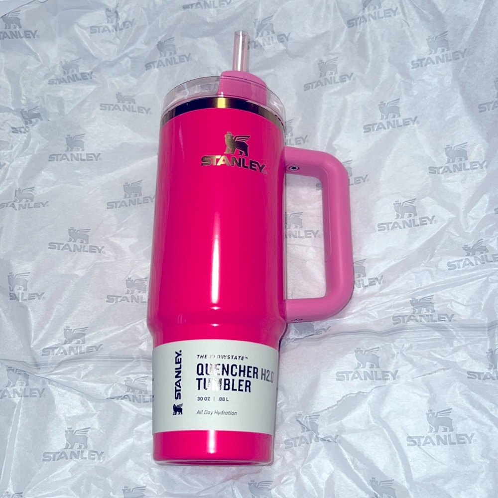 Stanley Pink Parade 30 oz